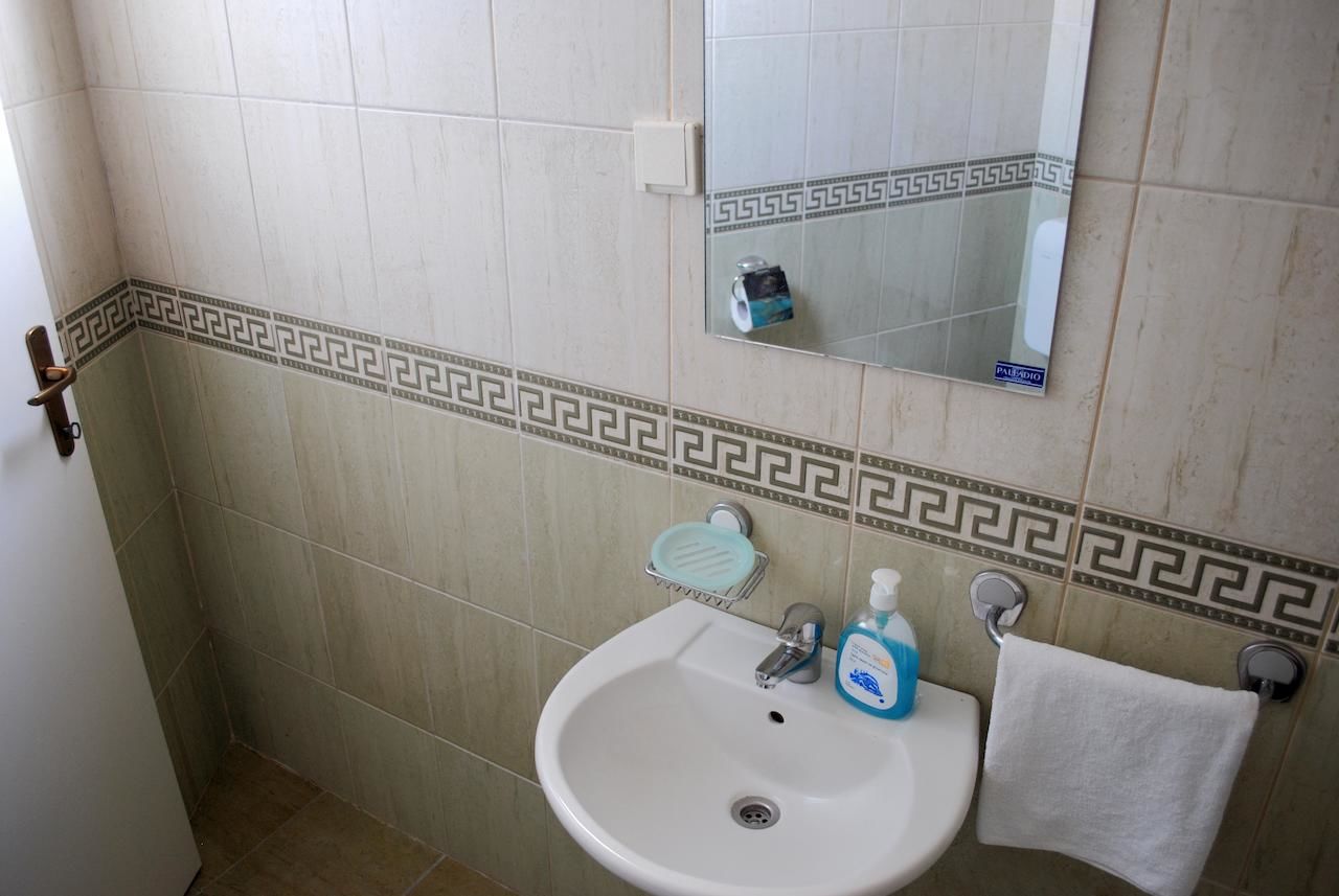 Апартаменты Studios Adriatic Херцег-Нови-36